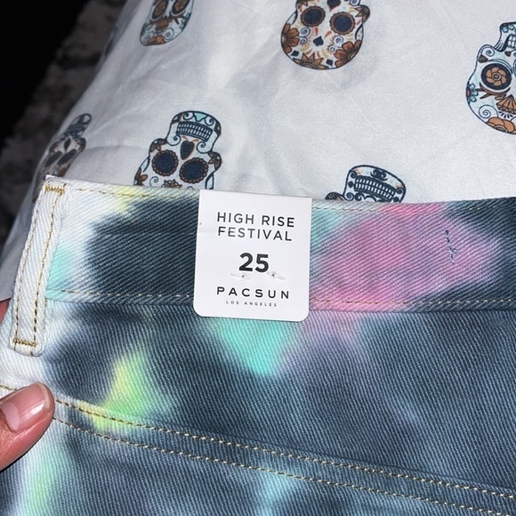 PacSun Women's High Rise Tie Dye Cut Off Jean Shorts
25 Frayed Hem - Picture 5 of 8